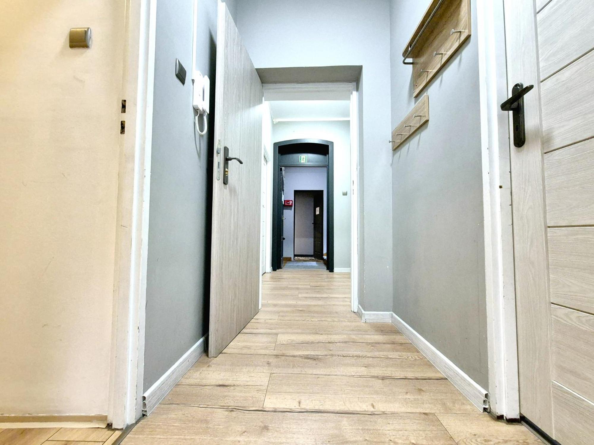 Pini Hostel - Przytulne Pokoje W Centrum Krakowa Bagian luar foto