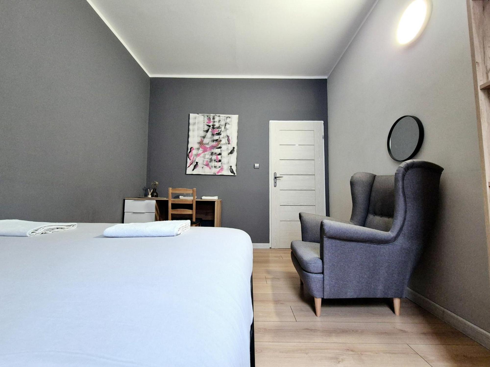 Pini Hostel - Przytulne Pokoje W Centrum Krakowa Bagian luar foto