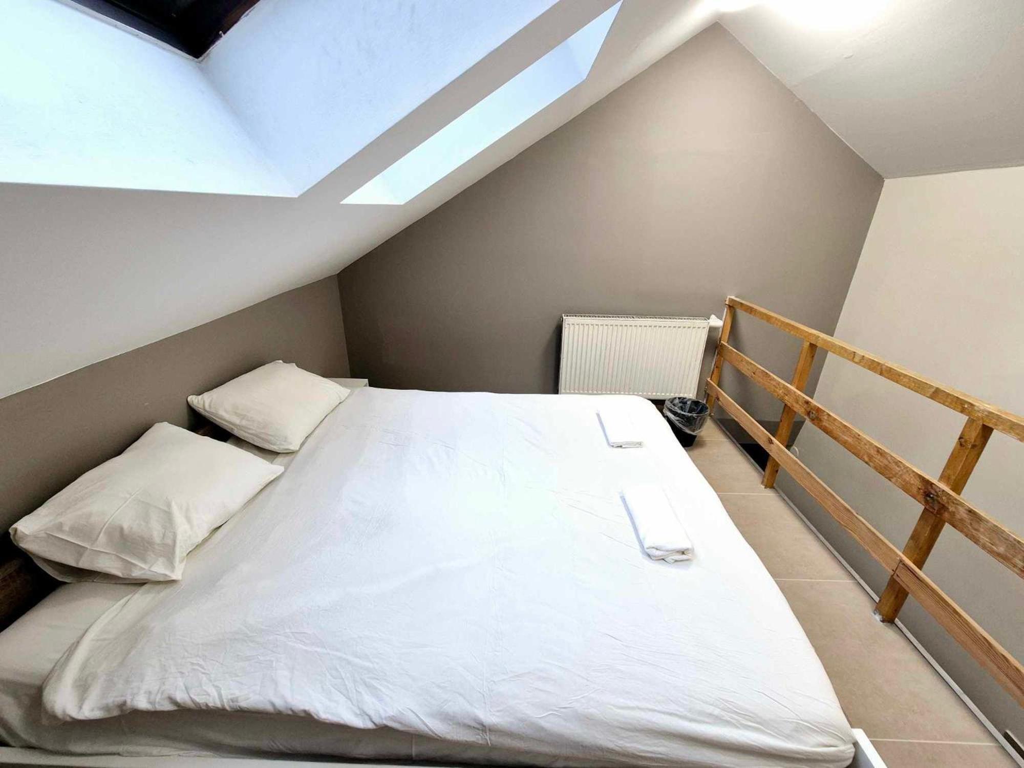 Pini Hostel - Przytulne Pokoje W Centrum Krakowa Bagian luar foto