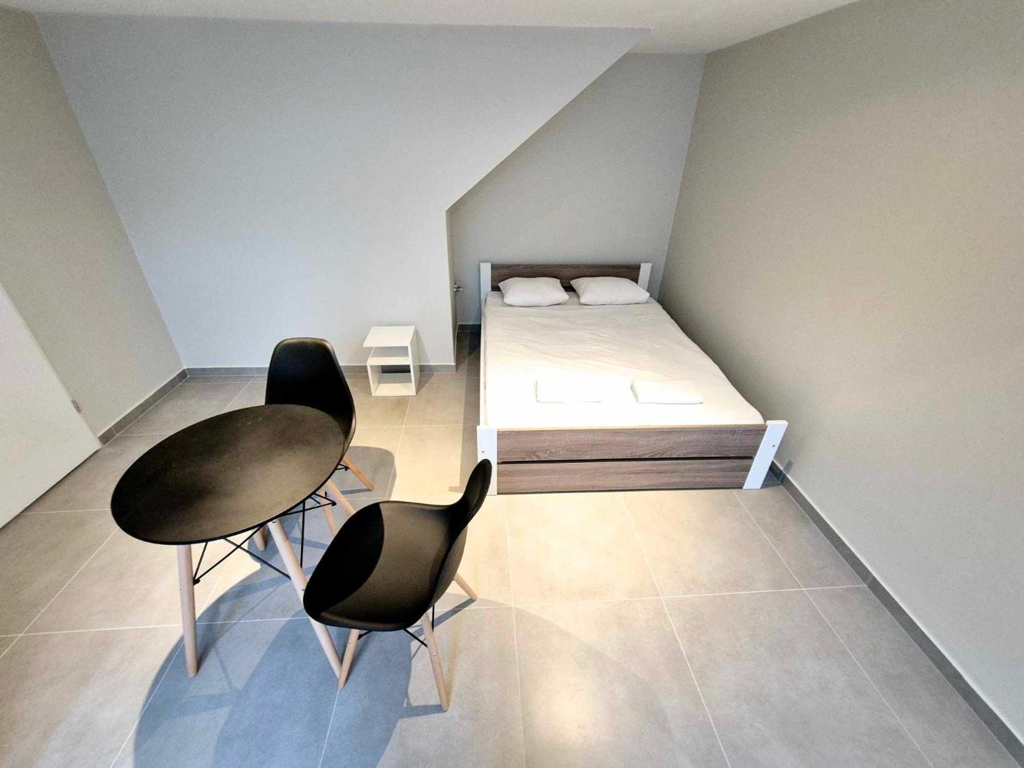 Pini Hostel - Przytulne Pokoje W Centrum Krakowa Bagian luar foto